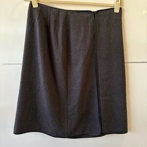 Grace Dane Lewis Gray skirt with leather trim size 12